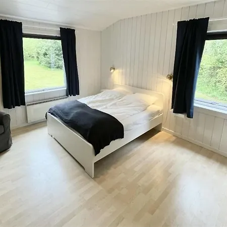 Ferienhaus Annastasia Bøtø By
