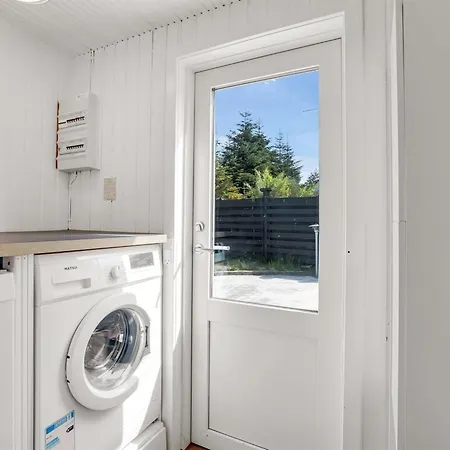 Annastasia - 400m From The Sea By Interhome * Bøtø By