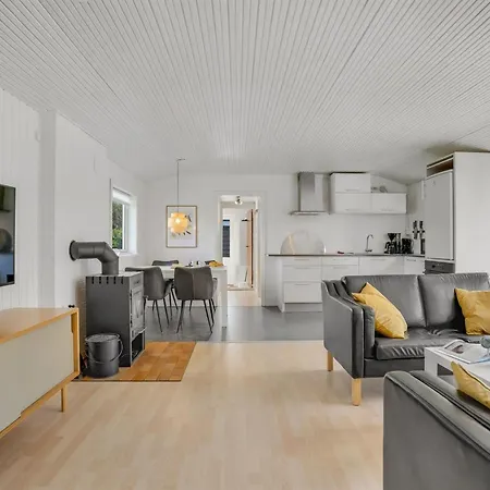 Annastasia - 400m From The Sea By Interhome בית נופש