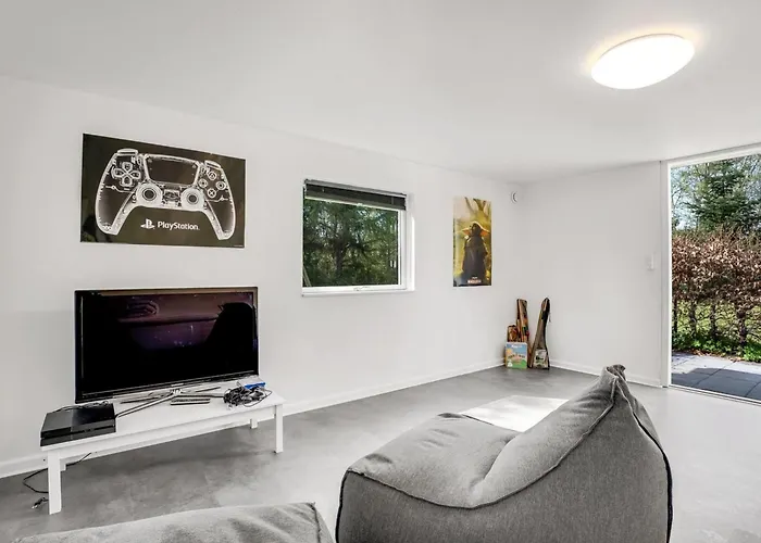 Annastasia - 400m From The Sea By Interhome * Boto By